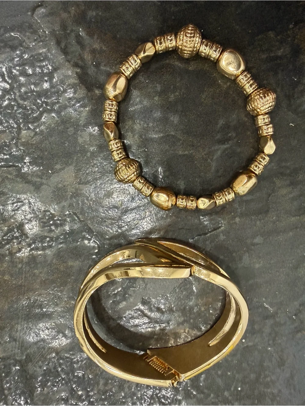 N/A gold tone